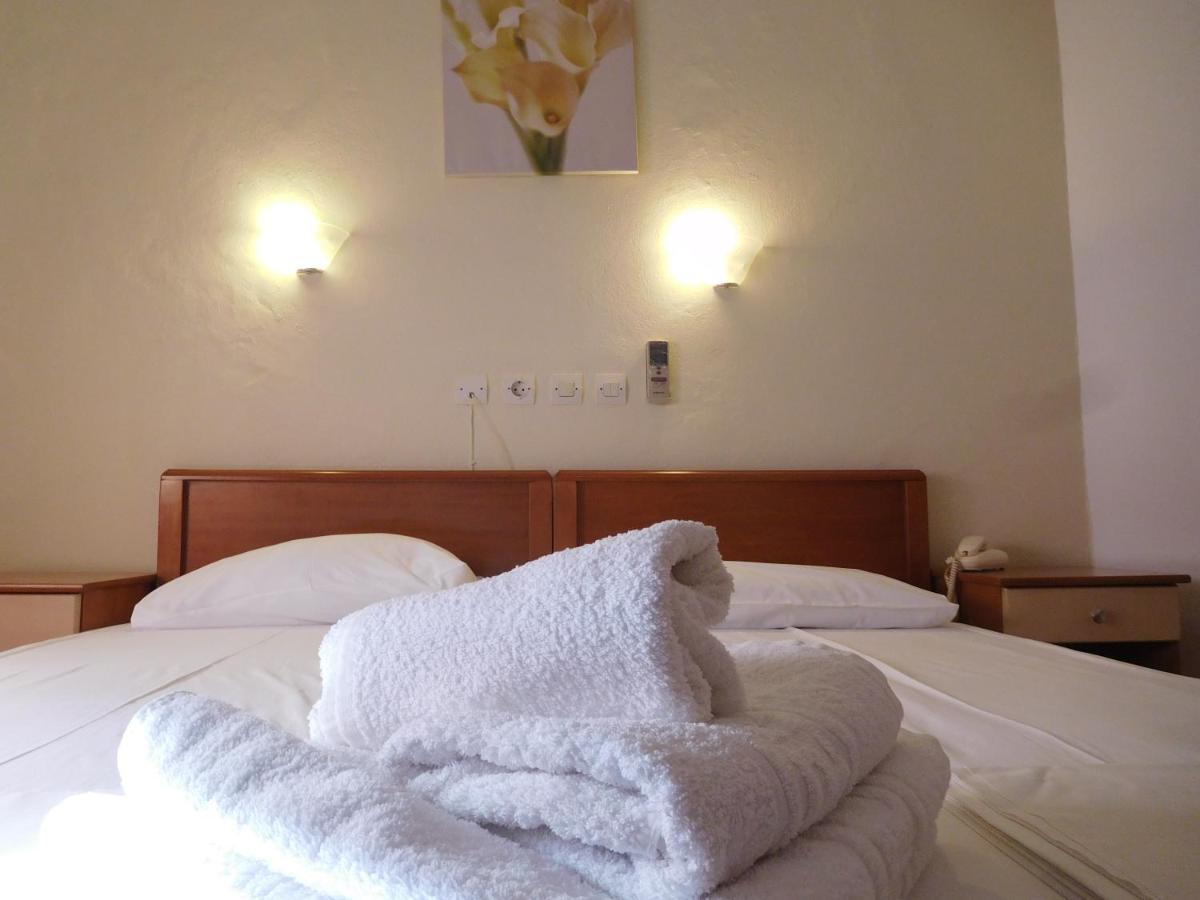 Efstratios Hotel لوترا إديبسو المظهر الخارجي الصورة